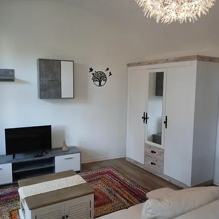 Apartment Zum Ritter 500 Meter Zum Freizeitpark Plohn *